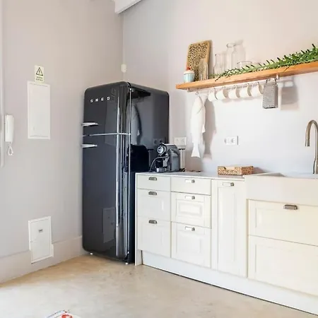 Boutique House With Pateo